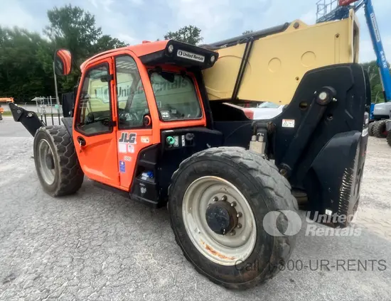 2018 JLG 1055 Forklift