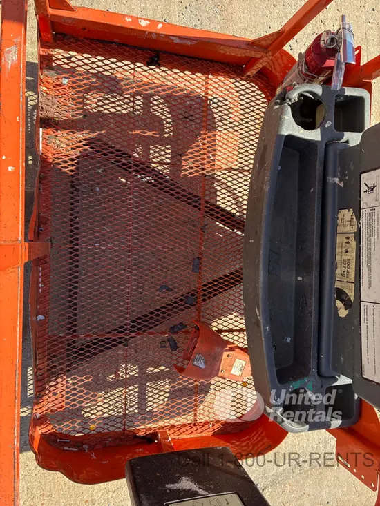 2018 JLG E400AJPN Articulating Boom Lift