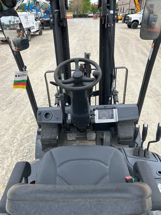 2023 Doosan G25E-7DF Warehouse Forklift