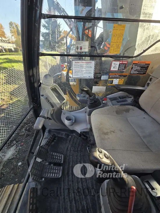 2019 John Deere 245G LC Excavator