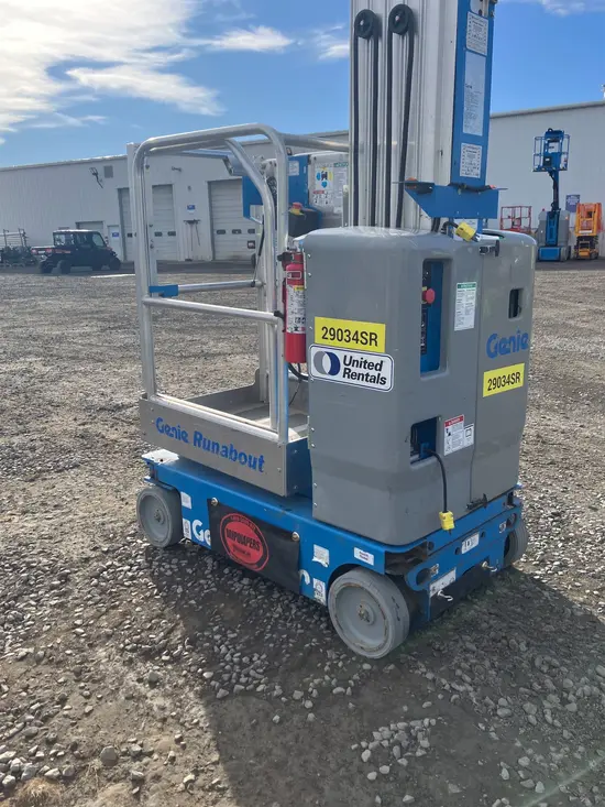 2018 Genie GR-20 Self-Propelled One-Person Lift