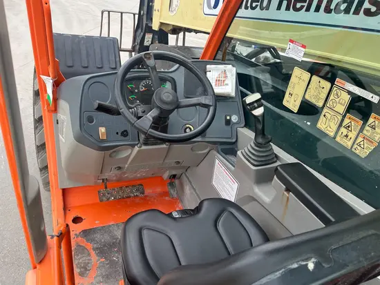 2017 JLG 742 Forklift