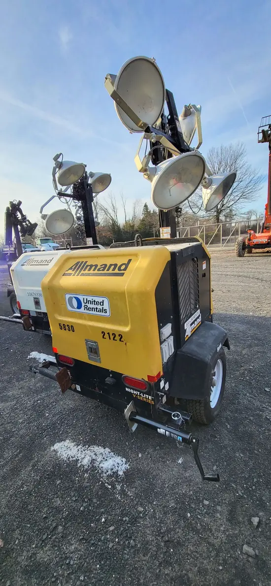 2019 Allmand NIGHT LIGHT V Portable Light Tower