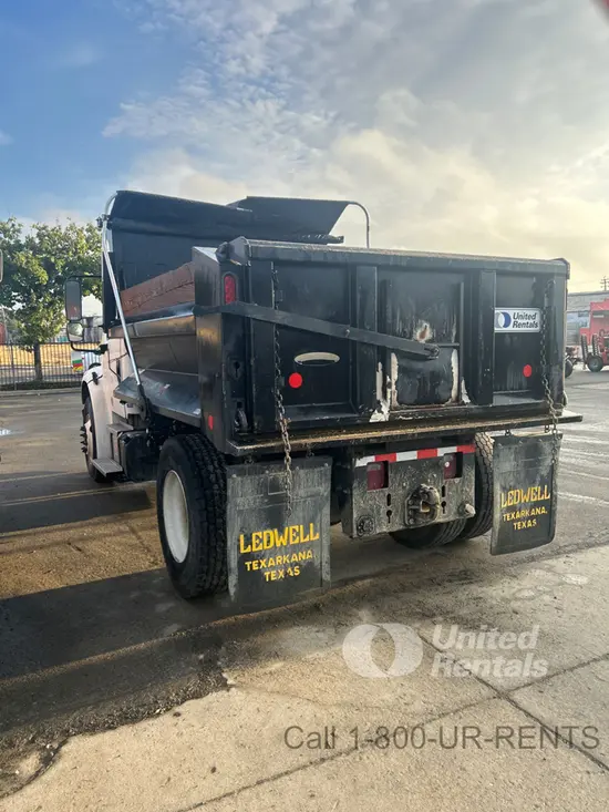 2022 Freightliner M2106-DUMP-HYD Truck