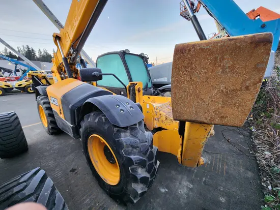 2019 JCB 512-56 Forklift