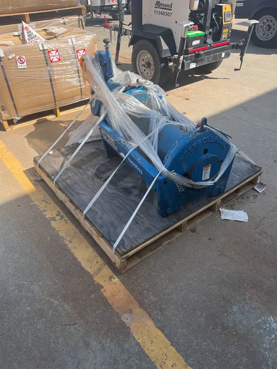 2015 Ingersoll Rand FA2.5A-24MX1E Hoist