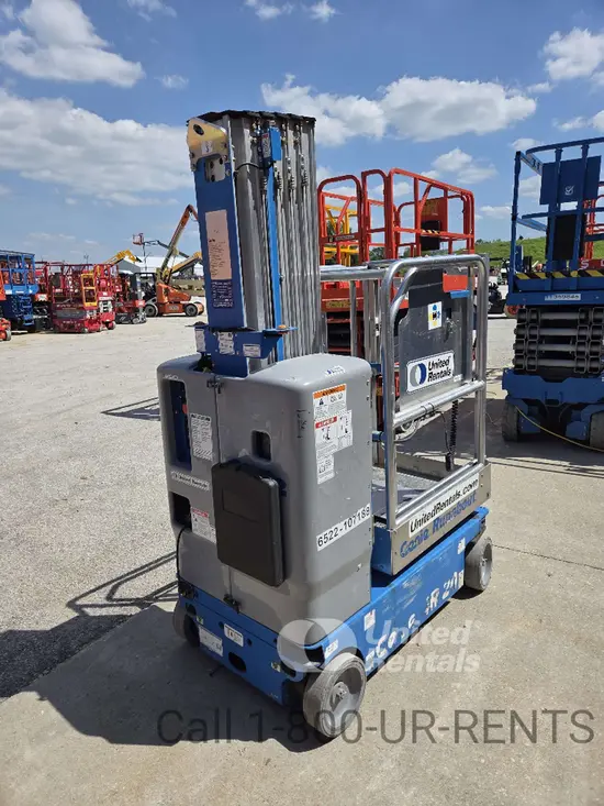 2018 Genie GR-20 Self-Propelled One-Person Lift