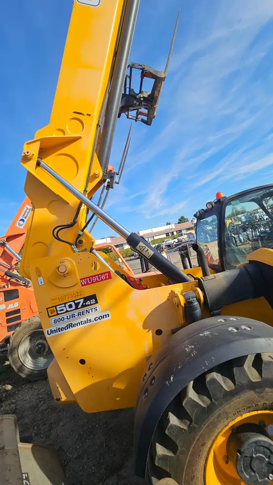 2018 JCB 507-42 Forklift