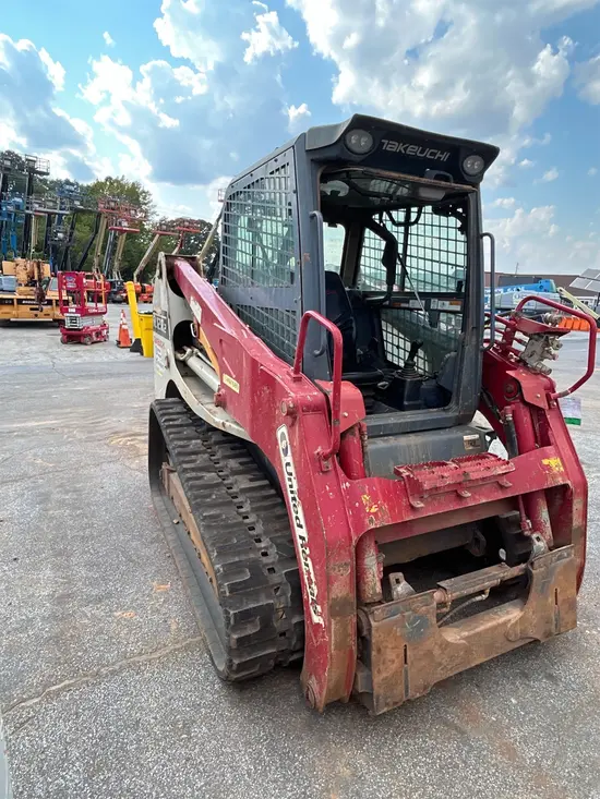 2022 Takeuchi TL12R2-CR Track Loader