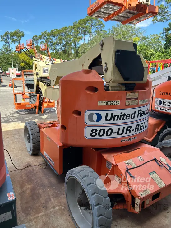 2018 JLG E450AJ Articulating Boom Lift