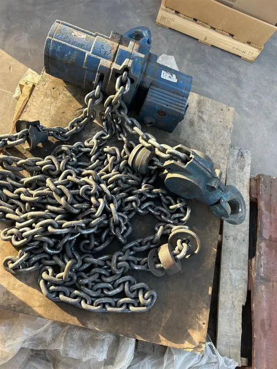 2012 JD NEUHAUS PROFI 10T Hoist