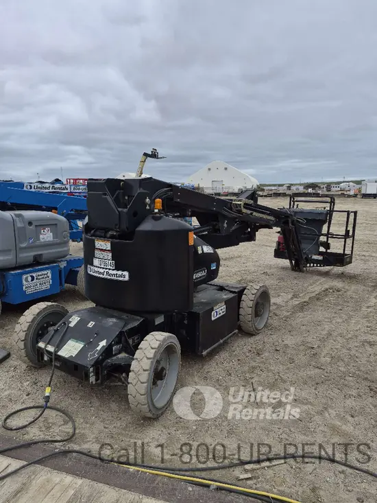 2018 JLG E450AJ Articulating Boom Lift