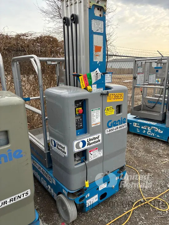 2018 Genie GR-20 Self-Propelled One-Person Lift