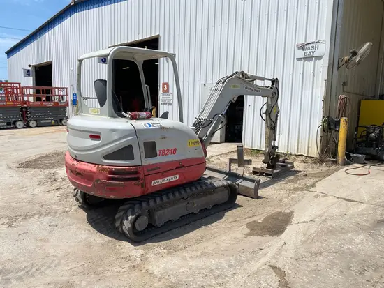 2020 Takeuchi TB240 Mini Excavator