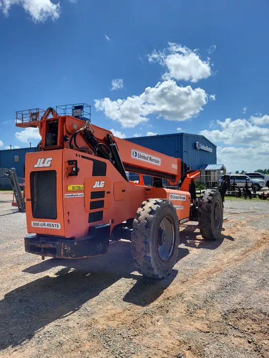 2017 SKYTRAK 10054 Forklift