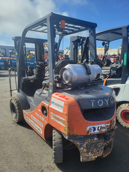 2019 Toyota 8FGU25 Warehouse Forklift