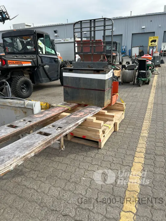 2019 Toyota 8HBE30 Jack