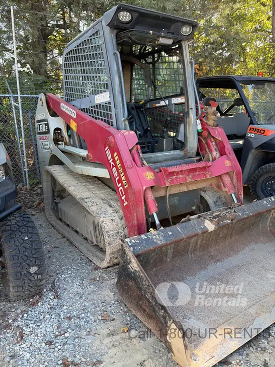 2021 Takeuchi TL8R2-CR Track Loader