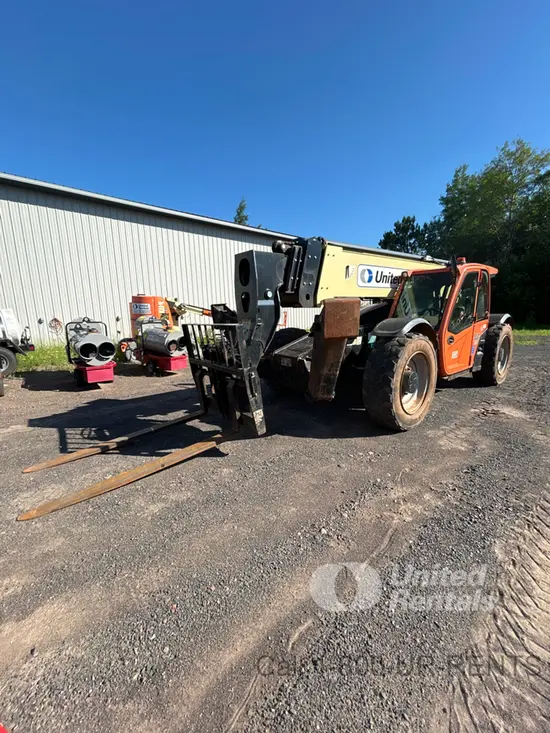 2018 JLG 1055 Forklift