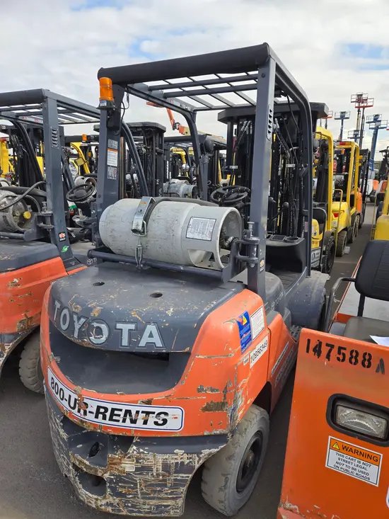 2019 Toyota 8FGU25 Warehouse Forklift