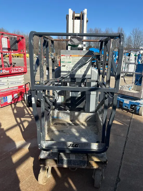 2018 JLG 20MVL Self-Propelled One-Person Lift