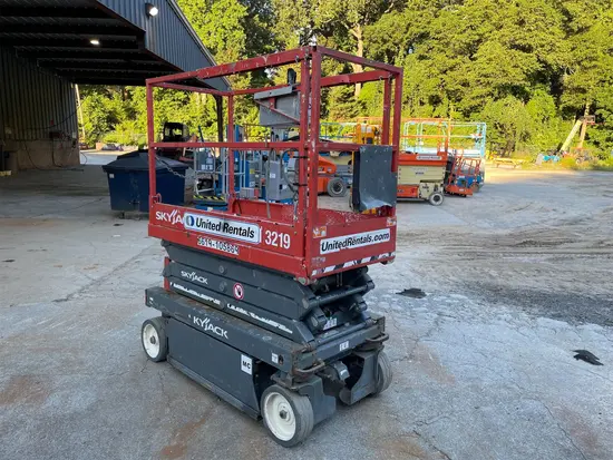 2018 Skyjack SJIII3219 Scissor Lift
