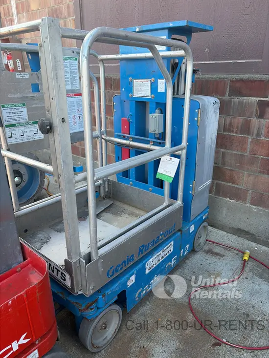 2019 Genie GR-12 Self-Propelled One-Person Lift