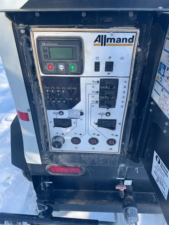 2022 Allmand MAXI-LITE Portable Light Tower