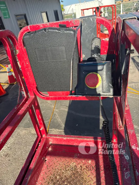 2018 MEC MICRO 19 Scissor Lift