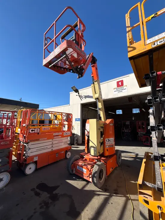 2018 JLG E300AJP Articulating Boom Lift
