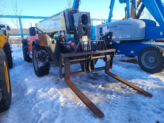 2018 JLG 1055 Forklift