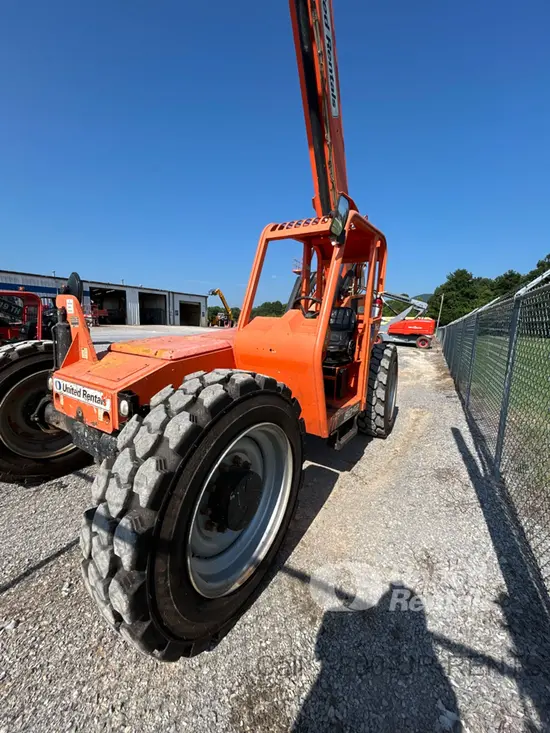 2019 SKYTRAK 8042 Forklift