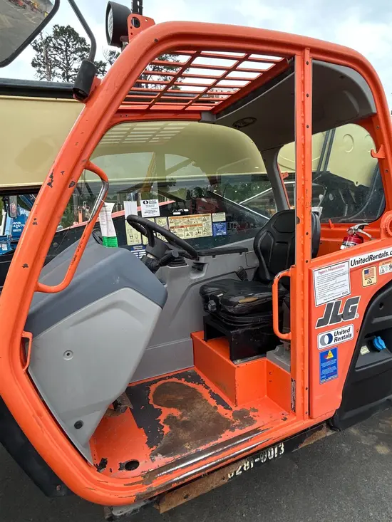 2018 JLG 1043 Forklift