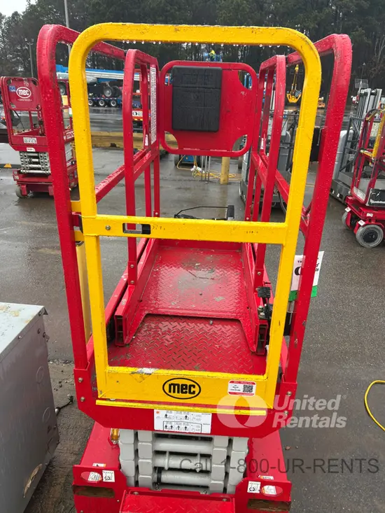 2022 MEC MICRO 19 Scissor Lift