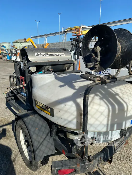 2022 KARCHER TRK-2500 HDS 4. Pressure Washer