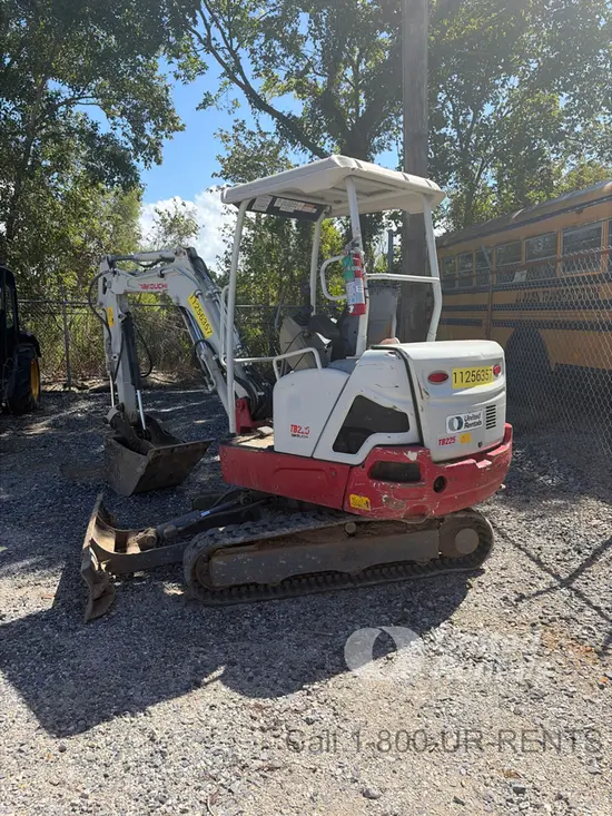 2021 Takeuchi TB225R Mini Excavator