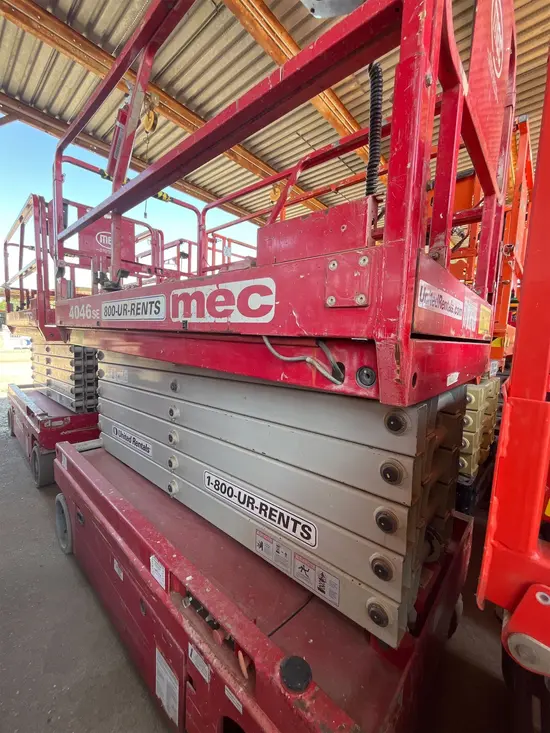 2017 MEC 4046SE Scissor Lift