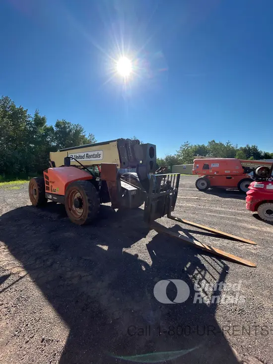 2018 JLG 1055 Forklift