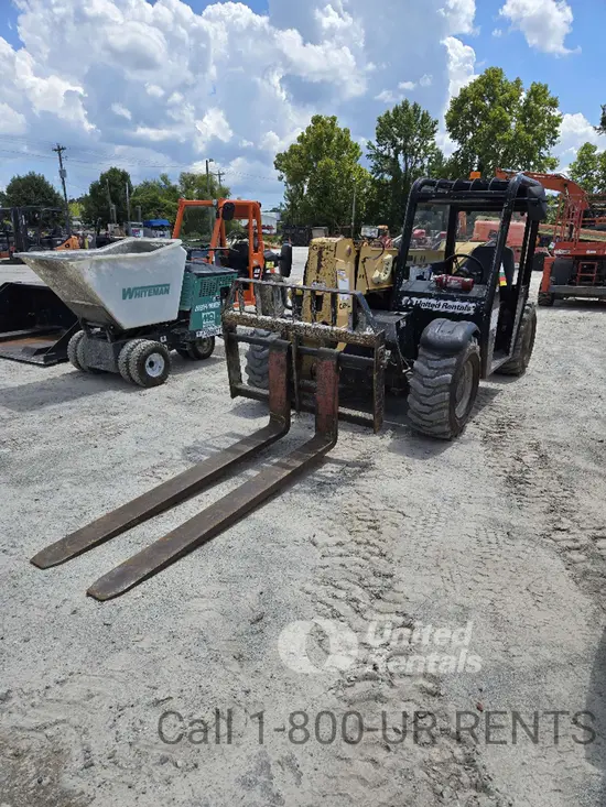 2019 Gehl RS5-19 Forklift