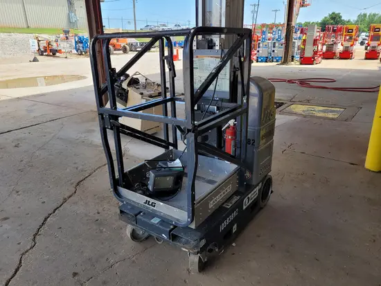 2017 JLG 20MVL Self-Propelled One-Person Lift