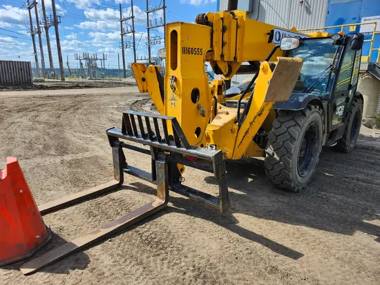 2021 JCB 512-56 Forklift