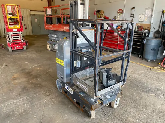 2018 JLG 20MVL Self-Propelled One-Person Lift