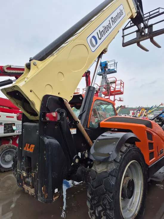 2018 JLG 1055 Forklift