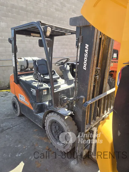 2022 Doosan G25P-7DF Warehouse Forklift