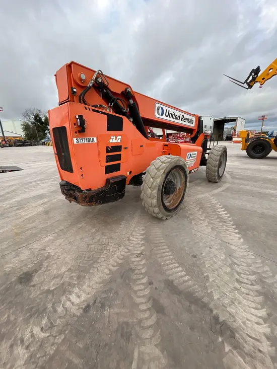 2016 SKYTRAK 8042 Forklift