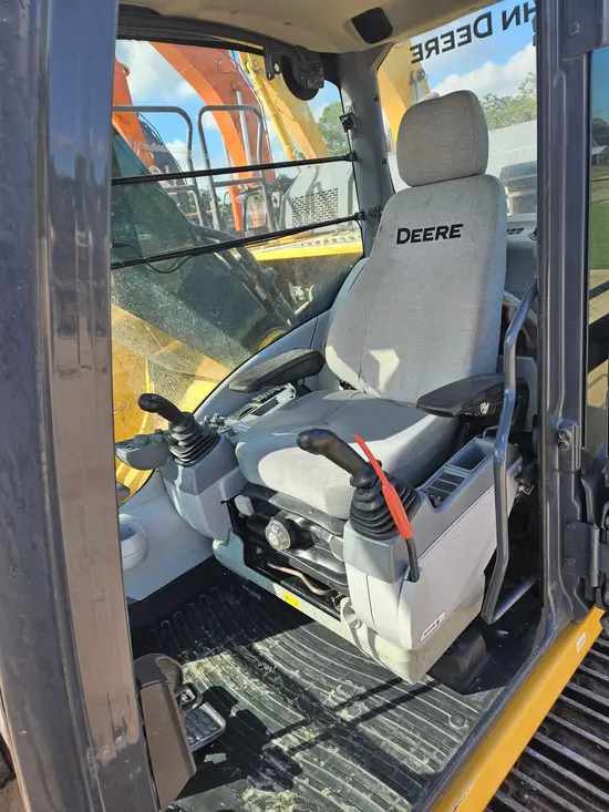 2019 John Deere 300G LC Excavator