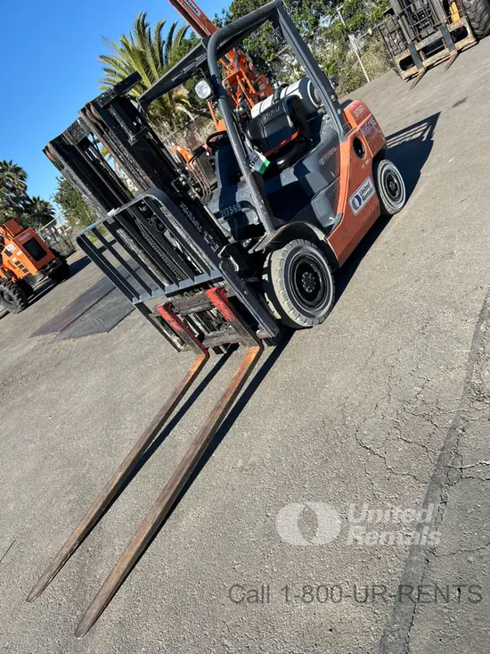 2018 Toyota 8FGU25 Warehouse Forklift
