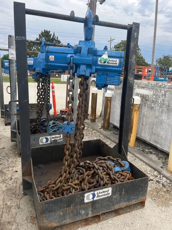 2013 JD NEUHAUS PROFI 30T Hoist
