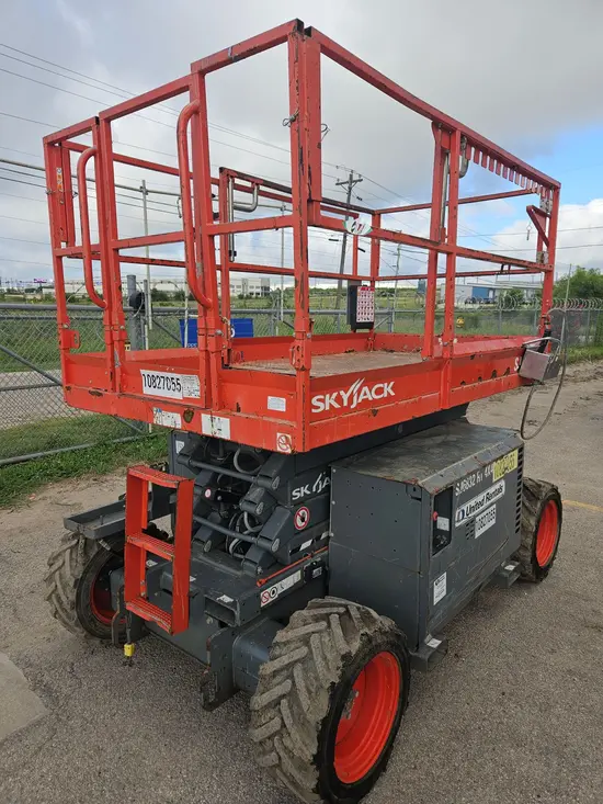 2018 Skyjack SJ6832RT Rough Terrain Scissor Lift
