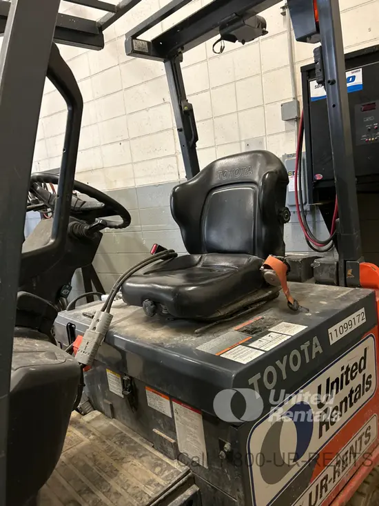 2020 Toyota 8FBCU25 Warehouse Forklift